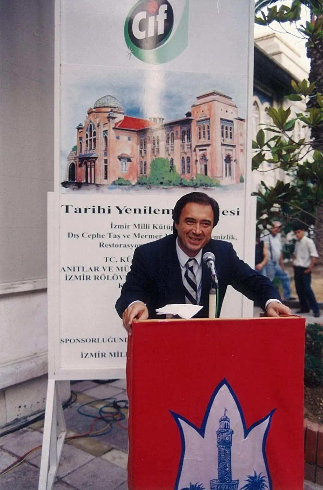İzmir Milli Kütüphanesi yenileme projesi tanıtımında konuşma