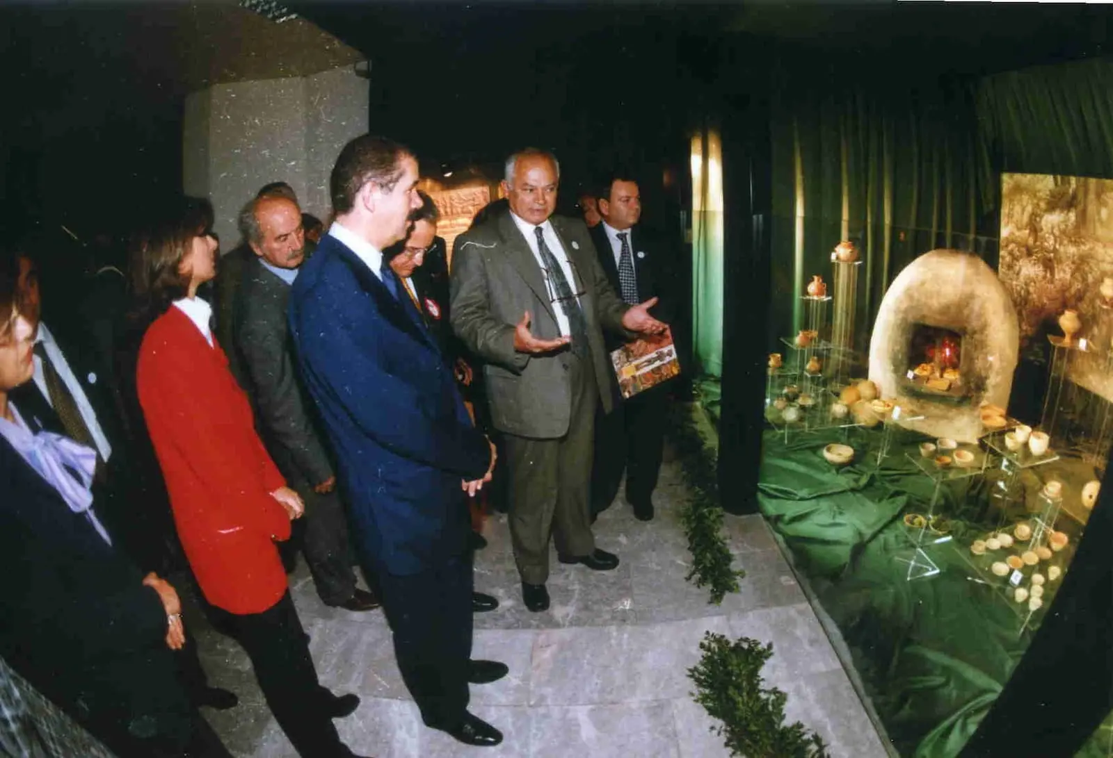 Sergiyi gezen Bakan Hasan Gemici